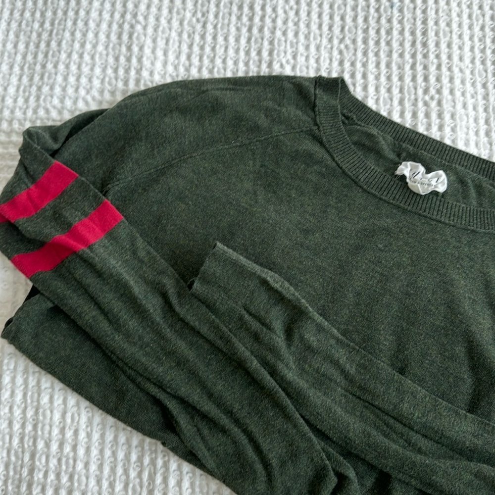 Sweater with stripes